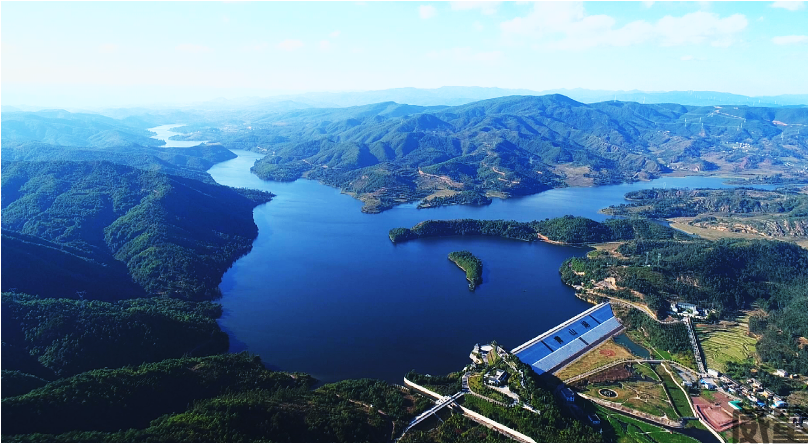 楚雄青山湖马拉松2.png