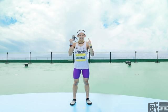 【马拉松最新资讯】勇不可当！苏为庆、黄菲问鼎2023IFS长沙站国际垂直马拉松男女精英组冠军(图1)