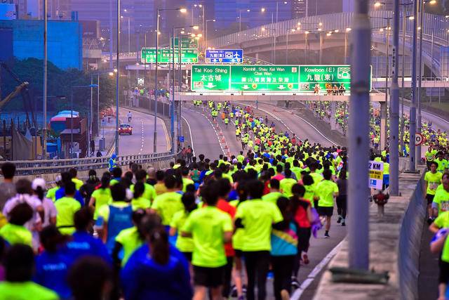 挑战亚洲魔鬼赛道吗?渣打香港马拉松2024年1月21日鸣枪开跑,火热报名中(图2)